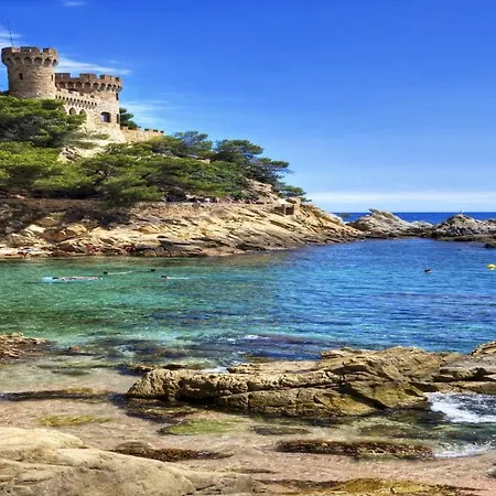 Villa Catalunya Casas Costa Brava With Private Pool & Spacious Garden